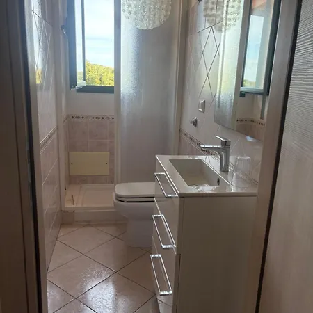 De La Torre Di بيت للعطل